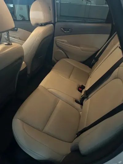 Hyundai Kona 2019, 112700 км, за 10921.14 USD - фото 12