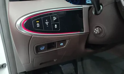 Genesis GV70 2021, 55584 км, за 25330.46 USD - фото 20