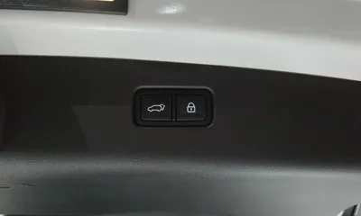 Genesis GV70 2021, 55584 км, за 25330.46 USD - фото 34