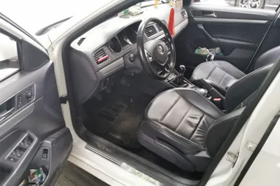 Volkswagen Lavida 2015, 101300 км, за 5746 USD - фото 19