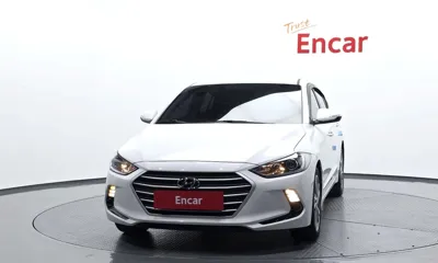 Hyundai Avante 2018, 100758 км, за 5525.58 USD