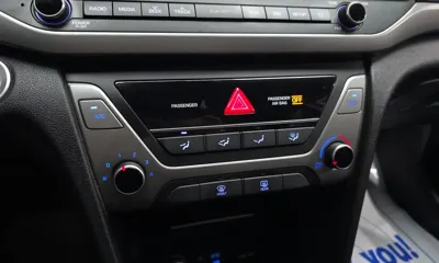Hyundai Avante 2018, 100758 км, за 5525.58 USD - фото 18