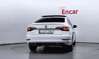 Volkswagen Jetta 2020, 14582 км, за 13794 USD