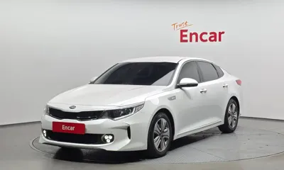 Kia K5 · 2018 год