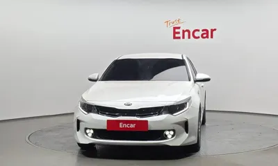 Kia K5 2018, 127279 км, за 7201.85 USD