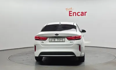 Kia K5 2018, 127279 км, за 7201.85 USD