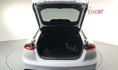Kia Stinger 2019, 73863 км, за 14431.51 USD - фото 20