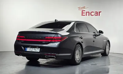 Genesis G90 2019, 119154 км, за 20021.01 USD