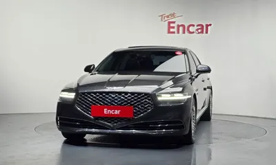 Genesis G90 2019, 119154 км, за 20021.01 USD
