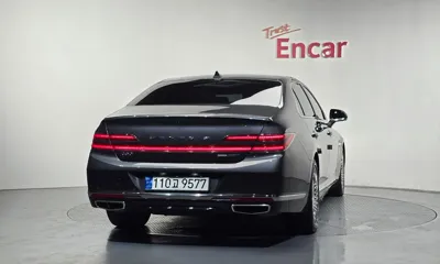 Genesis G90 2019, 119154 км, за 20021.01 USD