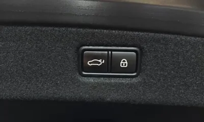 Genesis G90 2019, 119154 км, за 20021.01 USD - фото 20