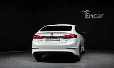 Hyundai Avante 2018, 167182 км, за 4872.5 USD