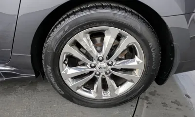 Kia Canival 2016, 126900 км, за 5779.1 USD