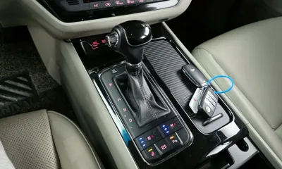 Kia Canival 2016, 126900 км, за 5779.1 USD - фото 9