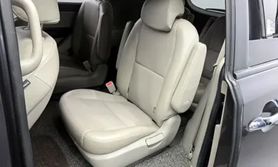 Kia Canival 2016, 126900 км, за 5779.1 USD - фото 11