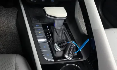 Hyundai Avante 2023, 61374 км, за 13289.91 USD - фото 9