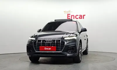 Audi Q5 2023, 15646 км, за 29005.61 USD