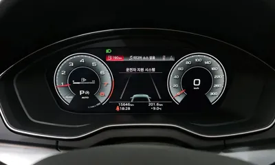 Audi Q5 2023, 15646 км, за 29005.61 USD - фото 8