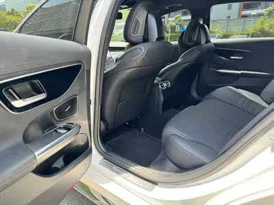 Mercedes-Benz C-Class 2024, 20000 км, за 25007.47 USD - фото 9