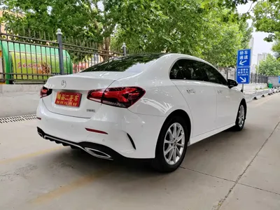 Mercedes-Benz A-Class 2020, 97000 км, за 11652.21 USD