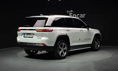 Jeep Cherokee 2023, 39244 км, за 25338.06 USD