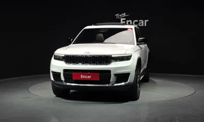 Jeep Cherokee 2023, 39244 км, за 25338.06 USD