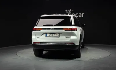 Jeep Cherokee 2023, 39244 км, за 25338.06 USD