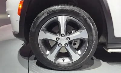 Jeep Cherokee 2023, 39244 км, за 25338.06 USD