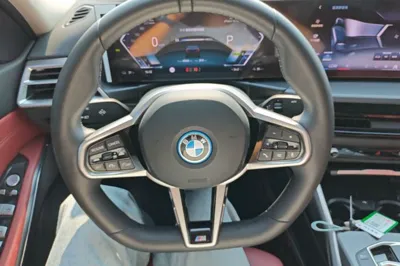 BMW i3 2025, 45900 км, за 25241 USD - фото 18