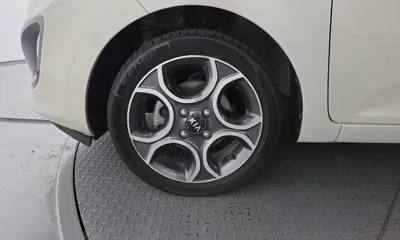 Kia Morning 2013, 119268 км, за 2560.06 USD