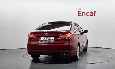 Hyundai i40 2012, 175410 км, за 2624.31 USD