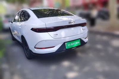 BYD Qin Plus 2025, 40000 км, за 10949 USD