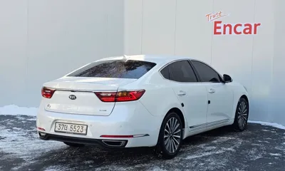 Kia K7 2017, 184396 км, за 5483.98 USD