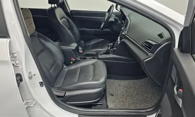 Hyundai Avante 2020, 130917 км, за 6837.27 USD - фото 11