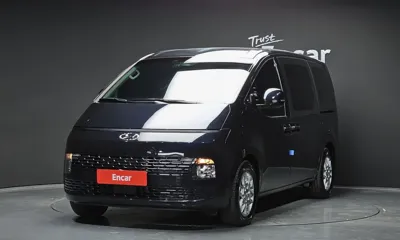 Hyundai Staria · 2023 год