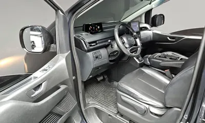 Hyundai Staria 2023, 84513 км, за 15064.42 USD - фото 12