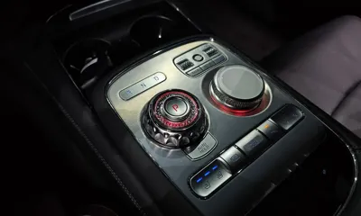 Genesis G90 2022, 103747 км, за 30852.04 USD - фото 9