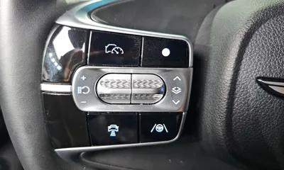 Genesis G90 2022, 103747 км, за 30852.04 USD - фото 33