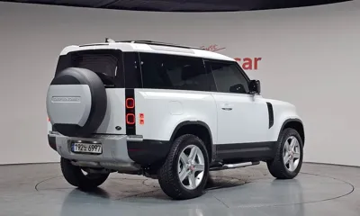Land Rover Defender 2022, 50870 км, за 38400.95 USD