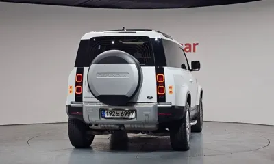 Land Rover Defender 2022, 50870 км, за 38400.95 USD