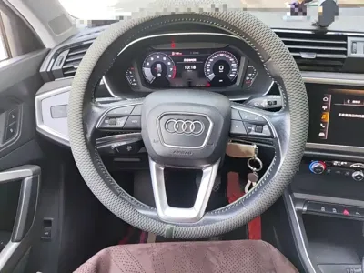 Audi Q3 2019, 133100 км, за 14032.87 USD