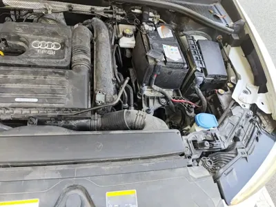 Audi Q3 2019, 133100 км, за 14032.87 USD - фото 22