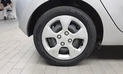 Kia Morning 2013, 106413 км, за 2280.13 USD
