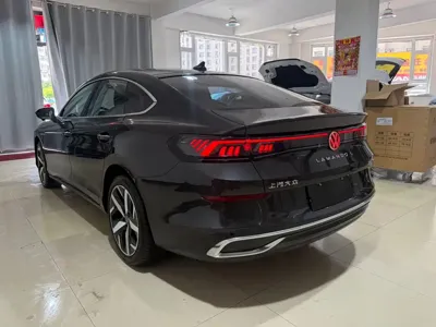 Volkswagen Lamando 2023, 6000 км, за 21756.63 USD