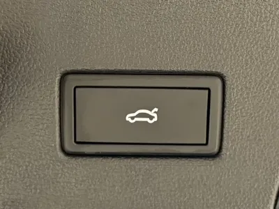 Volkswagen Lamando 2023, 6000 км, за 21756.63 USD - фото 25