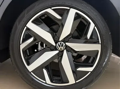 Volkswagen Lamando 2023, 6000 км, за 21756.63 USD - фото 28