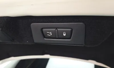 Maserati Quattroporte 2018, 57363 км, за 25240.72 USD - фото 36