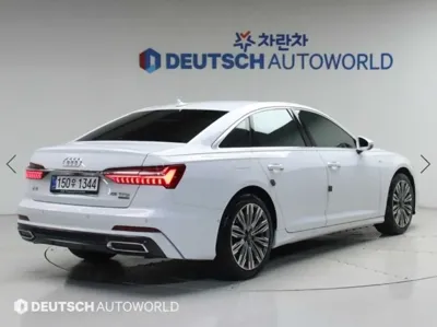 Audi A6 2020, 127488 км, за 15732.43 USD