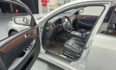 Hyundai Genesis 2013, 190061 км, за 3832.18 USD - фото 11