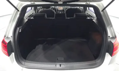 Volkswagen Golf 2016, 102388 км, за 10288.46 USD - фото 20